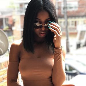 Meet your Posher, Jenniferr